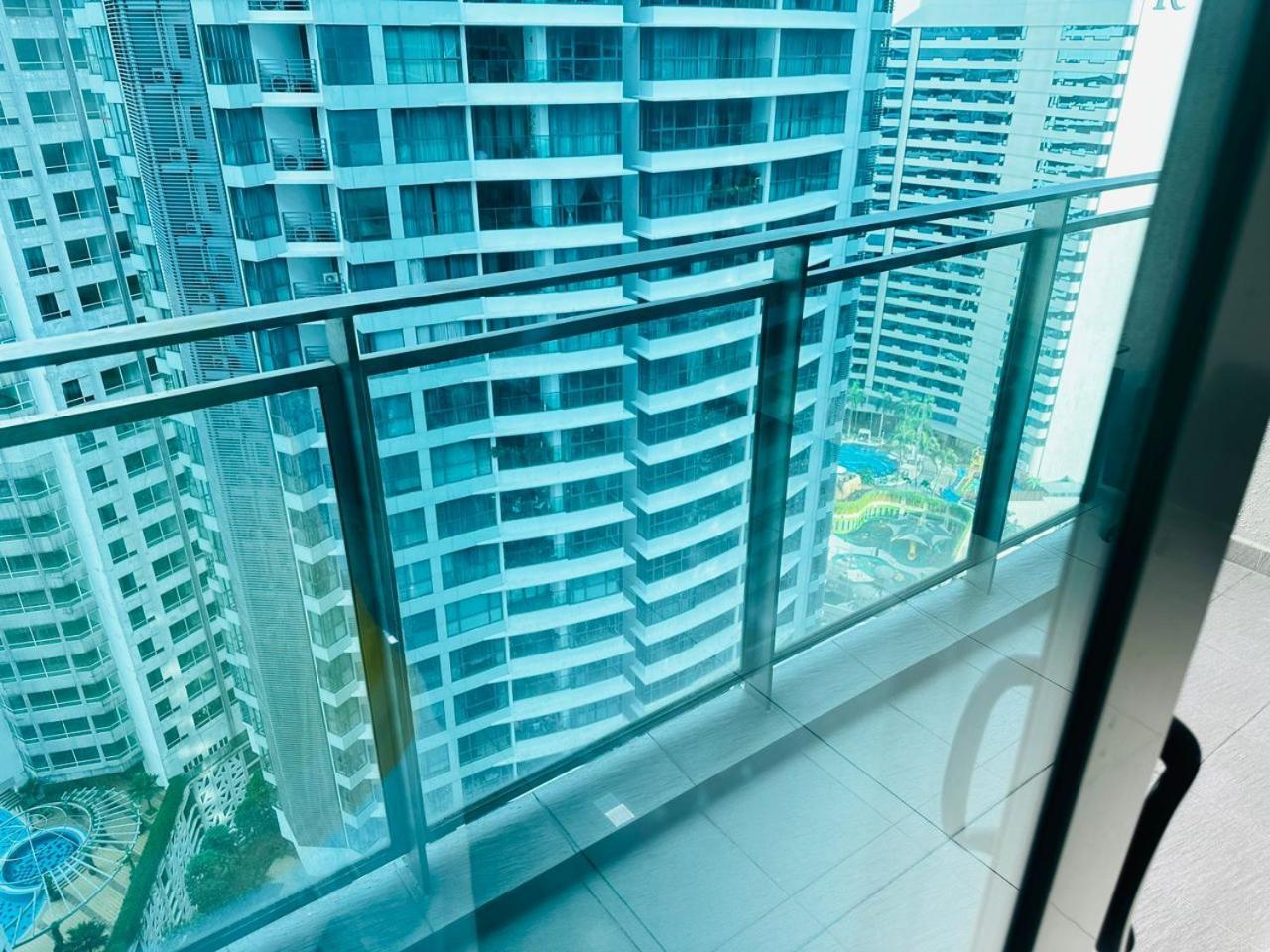 Summer Suites Klcc By Purple Orchid กัวลาลัมเปอร์ ภายนอก รูปภาพ